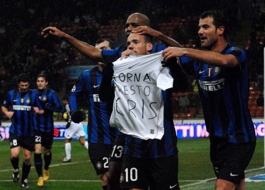 博主：国安明天中午12点40分抵达北京，欢迎球迷接机